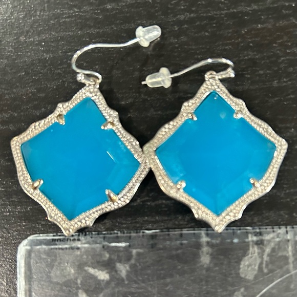 Kendra Scott Kirsten earrings with matching Kacey necklace - Picture 2 of 4